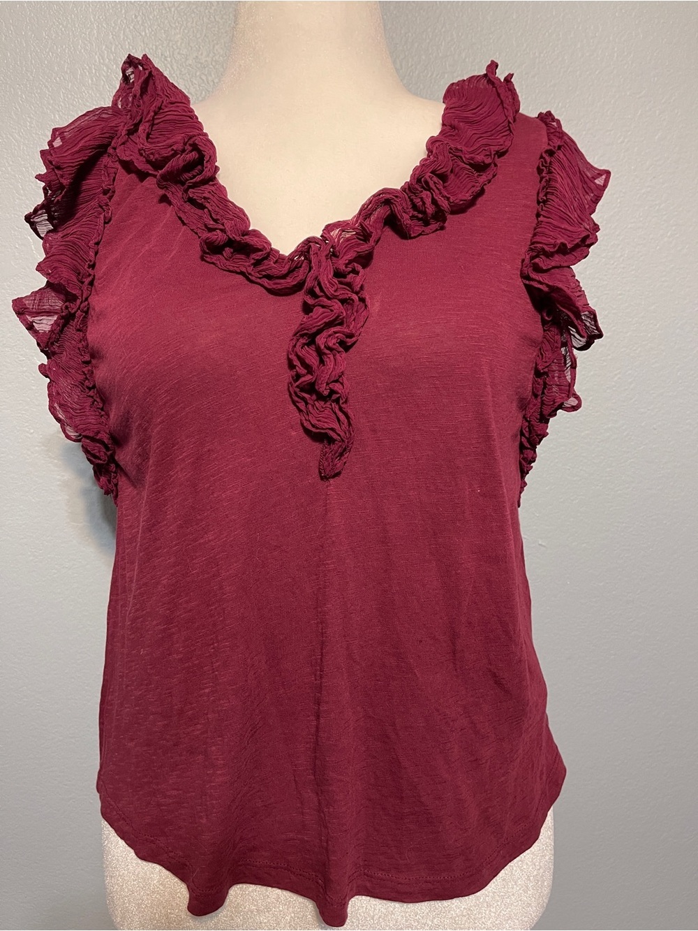 By Anthropologie Burgundy Ruffle Trim Sleeveless Knit Top Romantic Boho Medium
